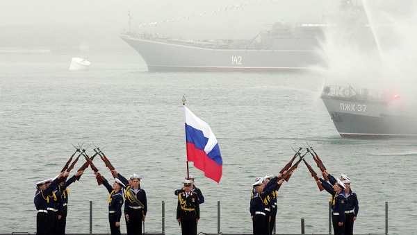 قوات الأمن الروسية تنقذ 174 صيادا في بحر اليابان